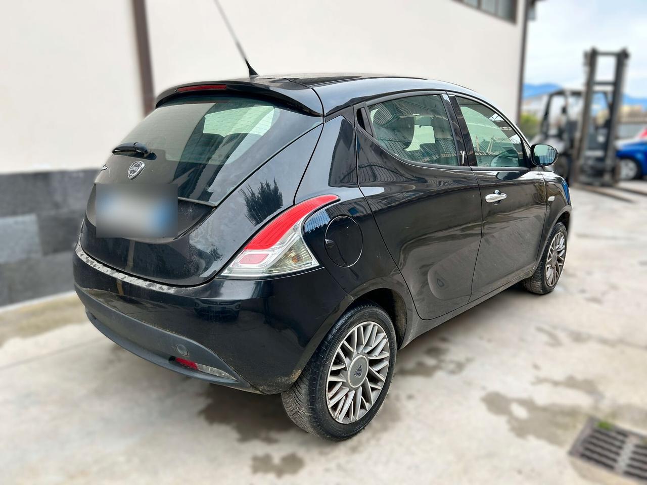 Lancia Ypsilon 1.3 MJT 95CV - 2013 *Motore Rotto