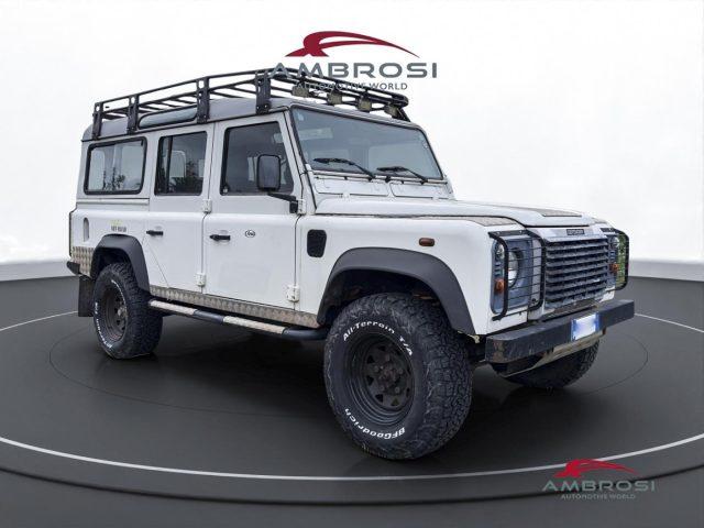 LAND ROVER Defender 110 2.5 Td5 cat Station Wagon SE - AUTOCARRO N1