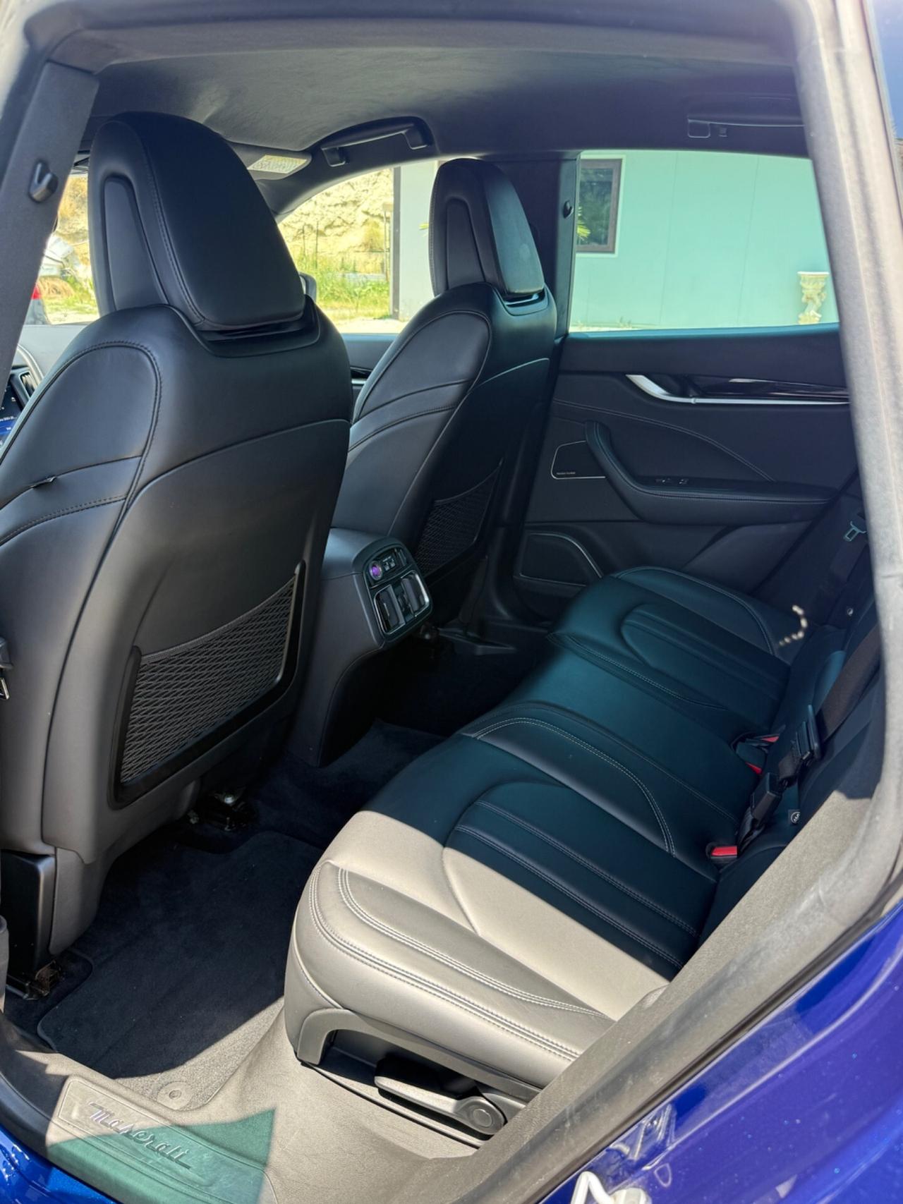 Maserati Levante V6 Diesel 275 CV AWD Gransport