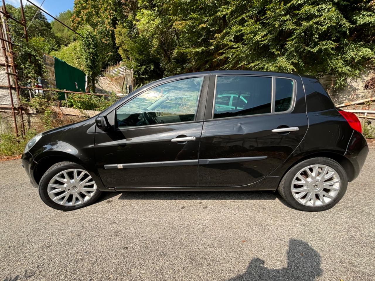 Renault Clio 1.2 16V 5 porte Le Iene