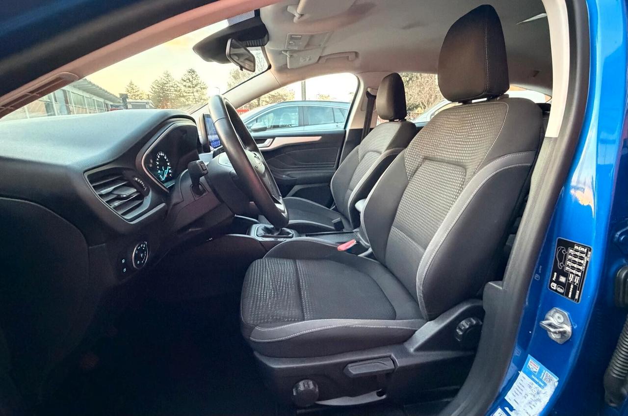 Ford Focus 1.5 120 CV SW Navi Fari Led Garanzia Full