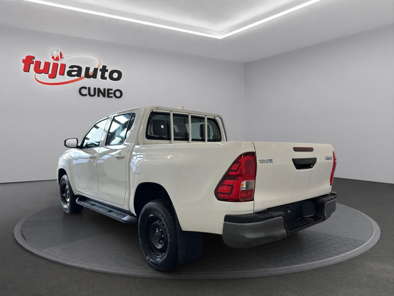 Toyota Hilux - MY25 Double Cab Comfort 2.8D 204