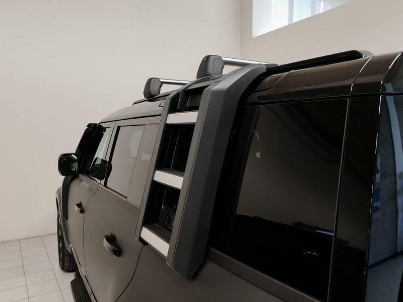 Land Rover Defender 110 3.0D I6 200 CV AWD Auto X-Dynamic SE OPACA