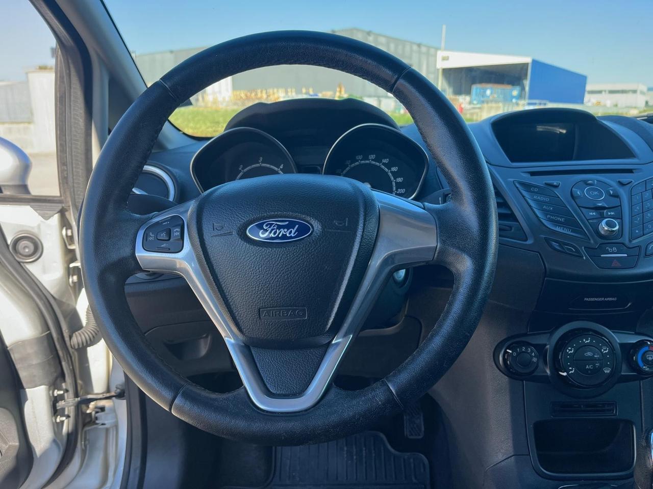 Ford Fiesta 1.6 TDCi Titanium GRANDINATA