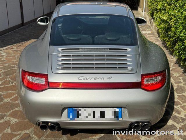 PORSCHE 997 Carrera 4 Coupé MANUAL GEAR