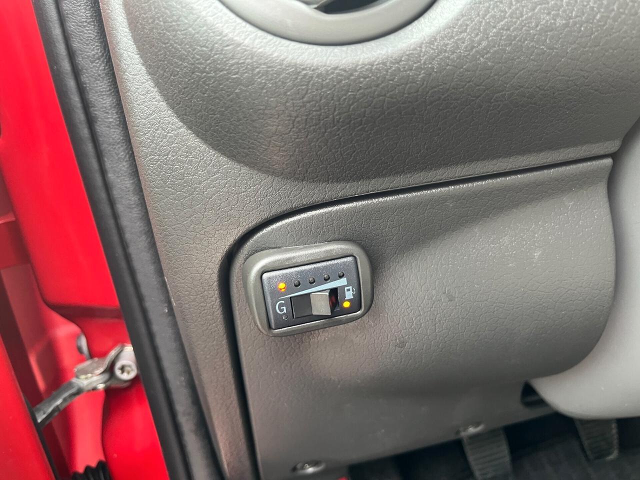 Fiat Panda 1.2 Dynamic Natural Power CON SOLI 99798 KM ADATTA AI NEOPATENTATI UNICO PROPRIETARIO