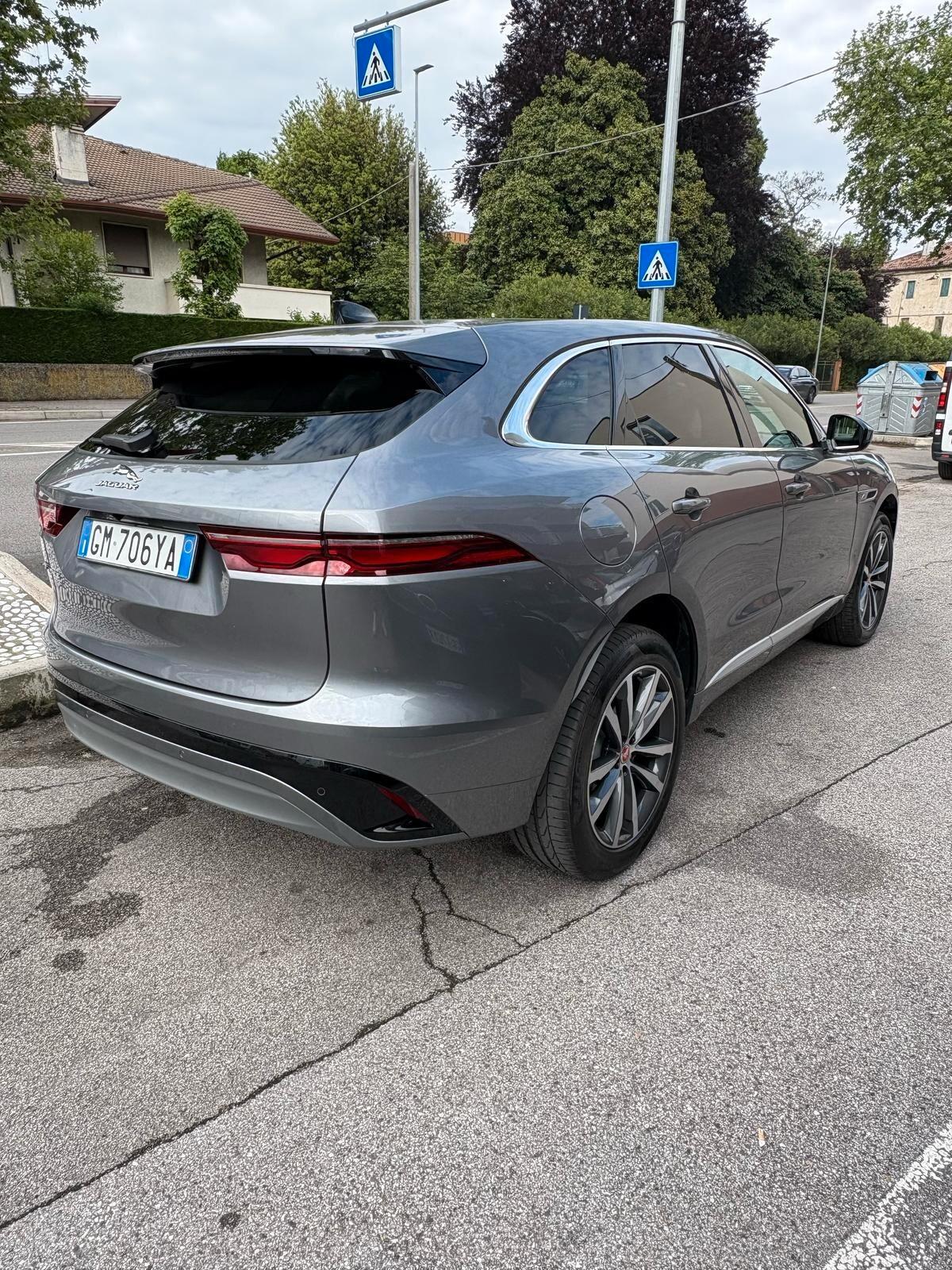 Jaguar F-Pace 2.0 D 204 CV AWD aut. R-Dynamic S