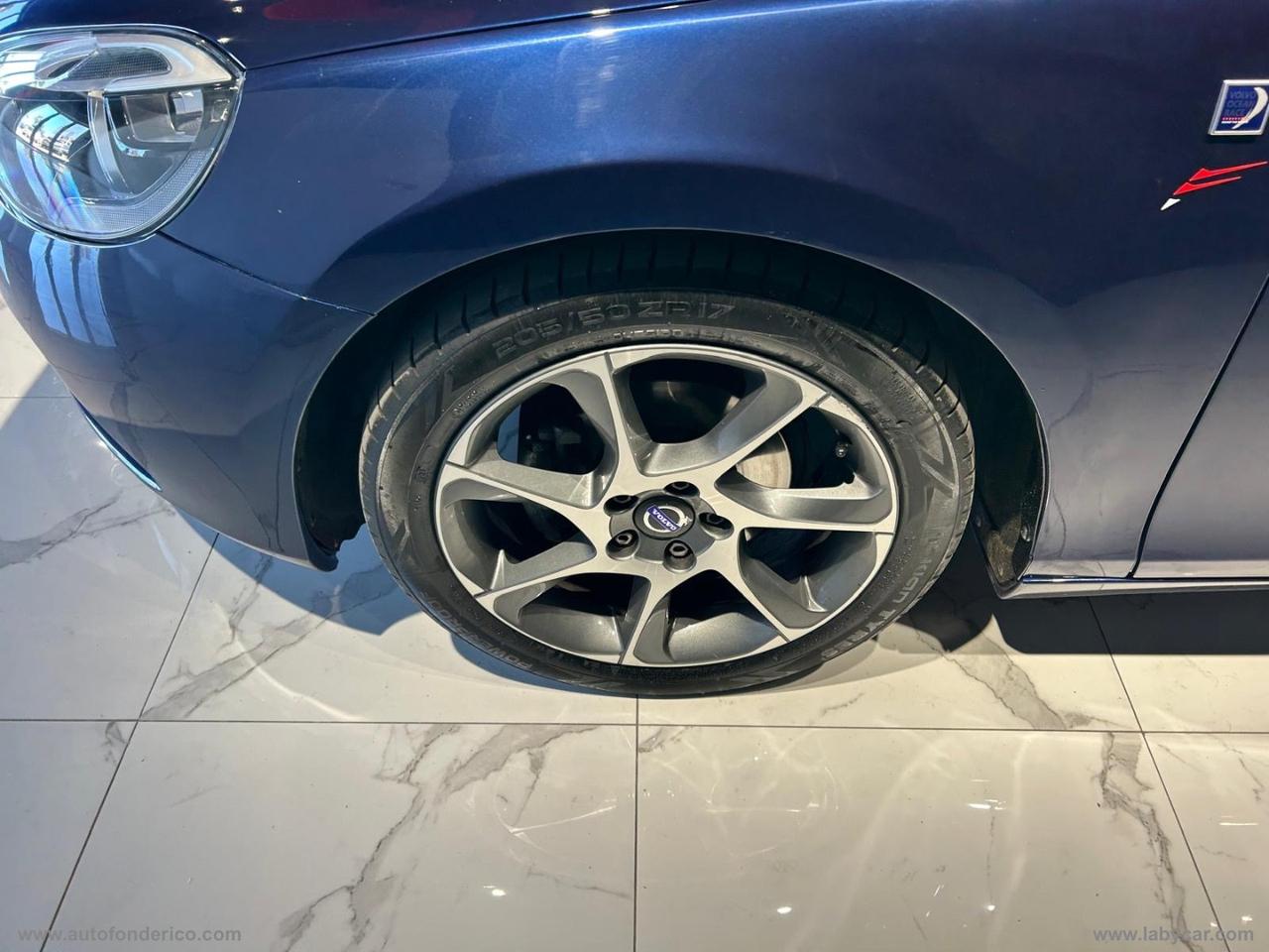 VOLVO V40 D2 1.6 Volvo Ocean Race
