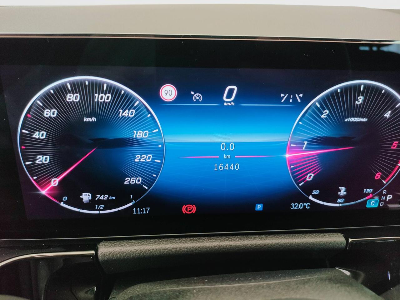 Mercedes-Benz GLA-H247 2023 - GLA 180 d Advanced auto
