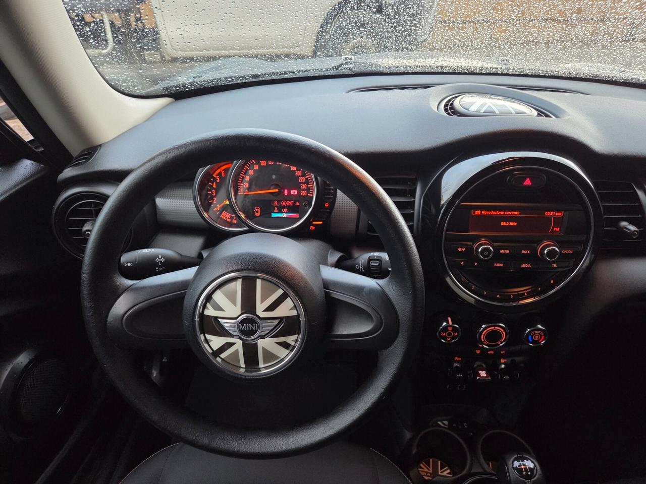 Mini 1.5 Cooper D british edition 2015