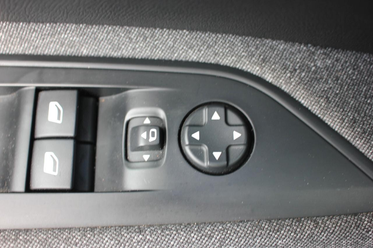 Peugeot 5008 1.5 hdi 130 CV EAT8 *PREZZO VERO* 7 POSTI UNIPRO