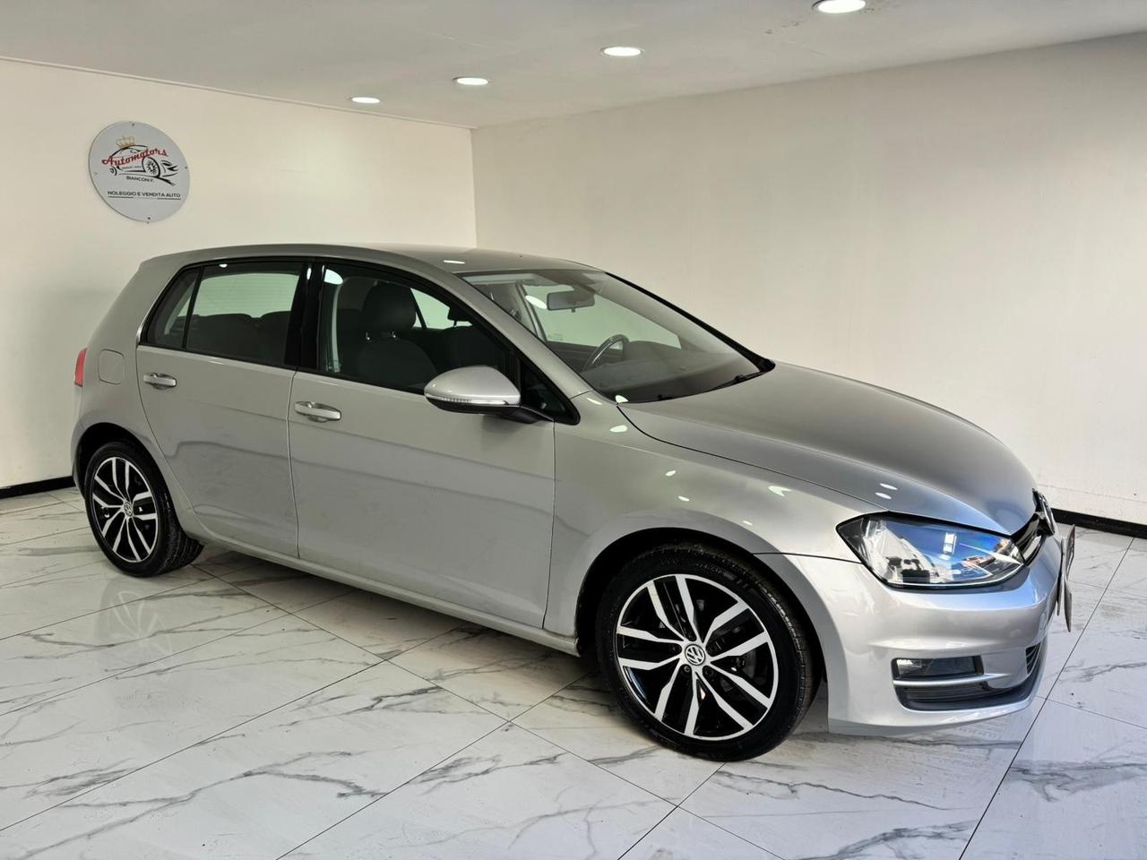 Volkswagen Golf 1.6 TDI 5p 105 cv-GARANTITA-2014