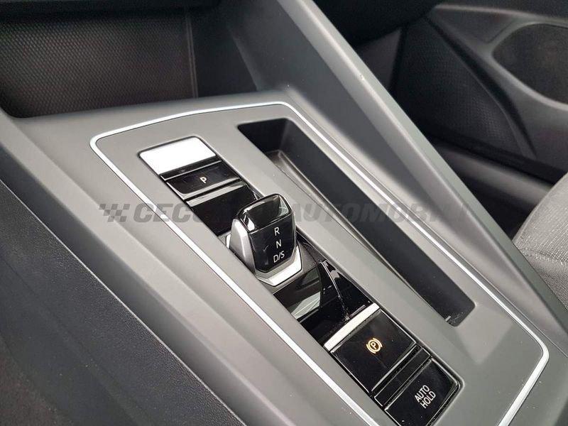 Volkswagen Golf Golf 1.0 etsi evo Life 110cv dsg