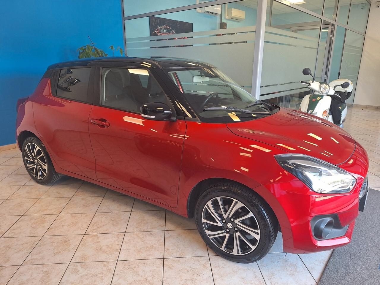 Suzuki Swift 1.2 Hybrid Top