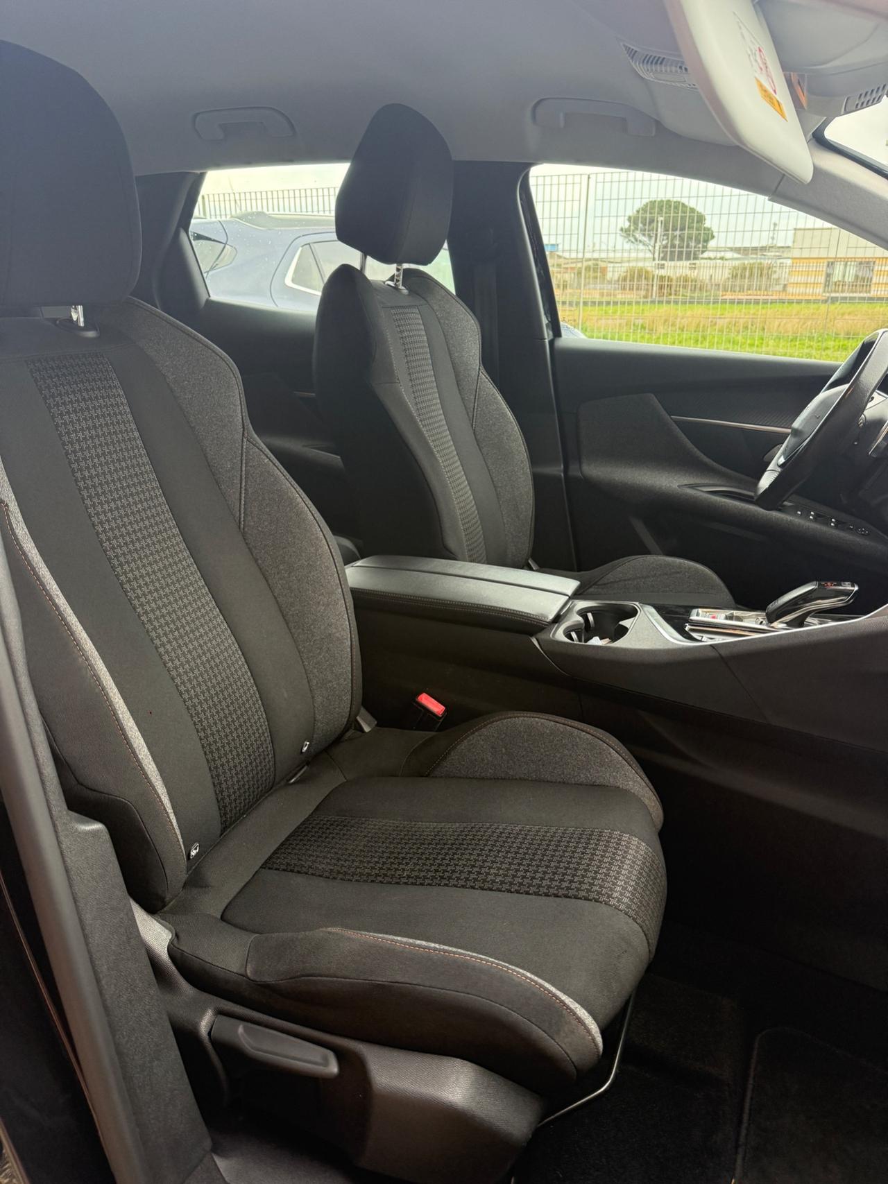 Peugeot 3008 BlueHDi 130 Business IVA ESPOSTA my21"