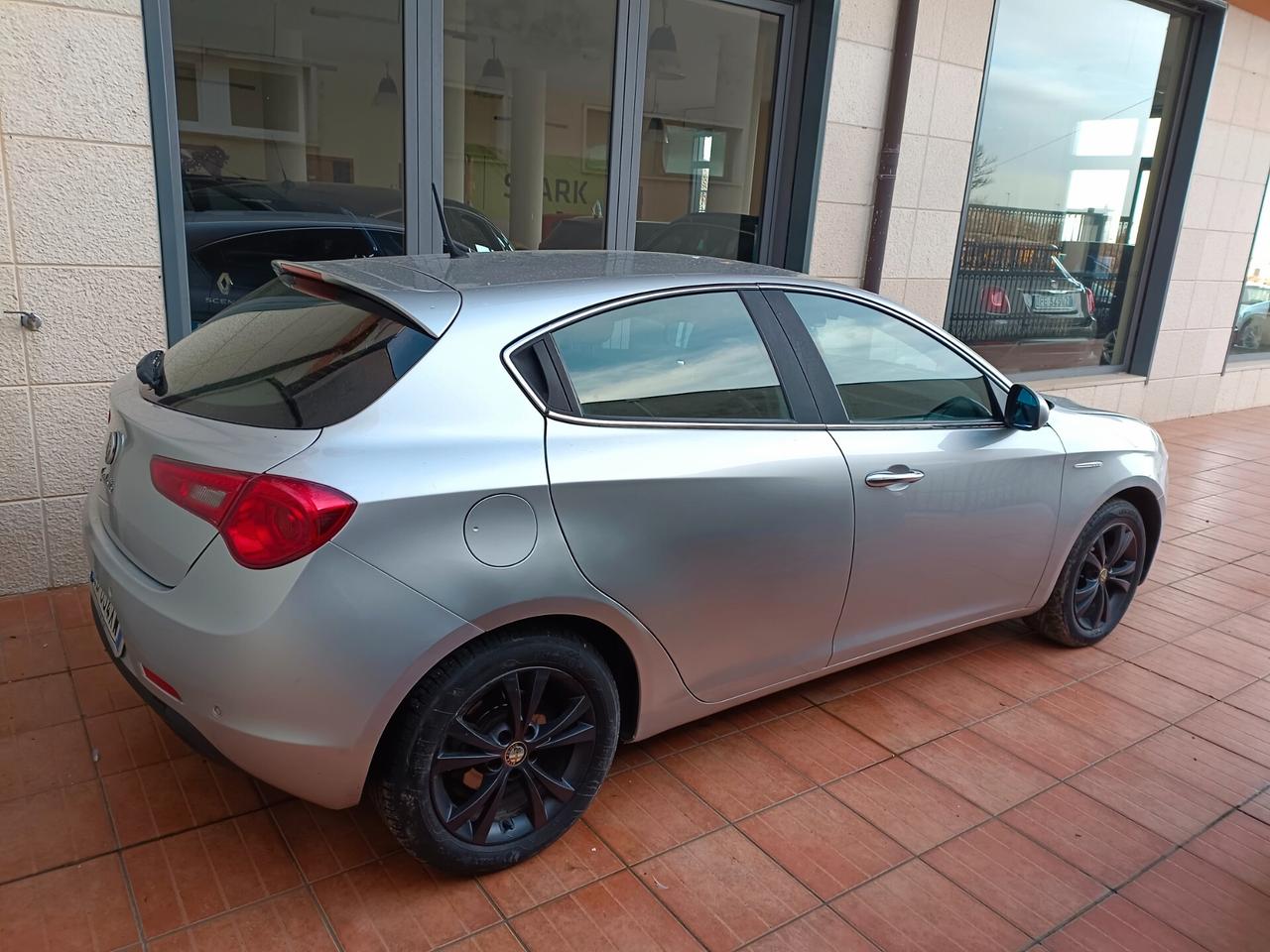 Alfa Romeo Giulietta 1.6 JTDm-2 105 CV Distinctive