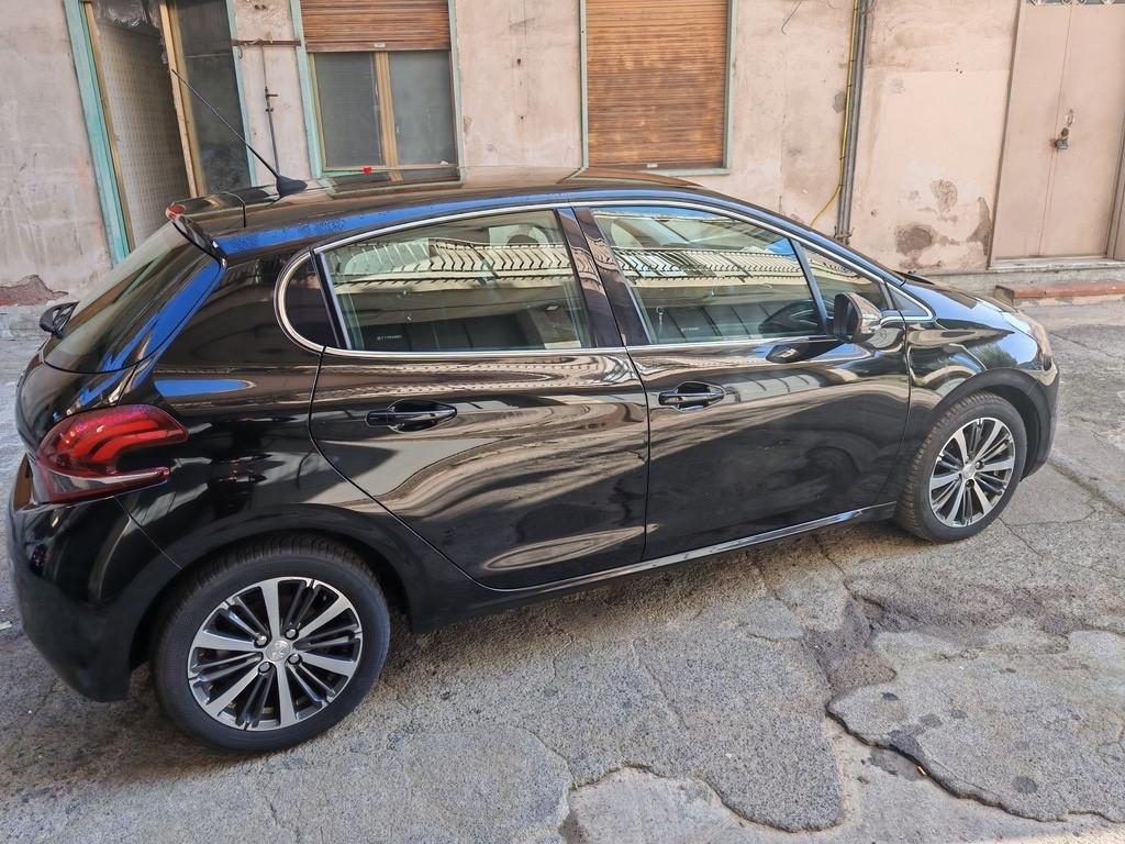 Peugeot 208 1.6 HdI come nuova