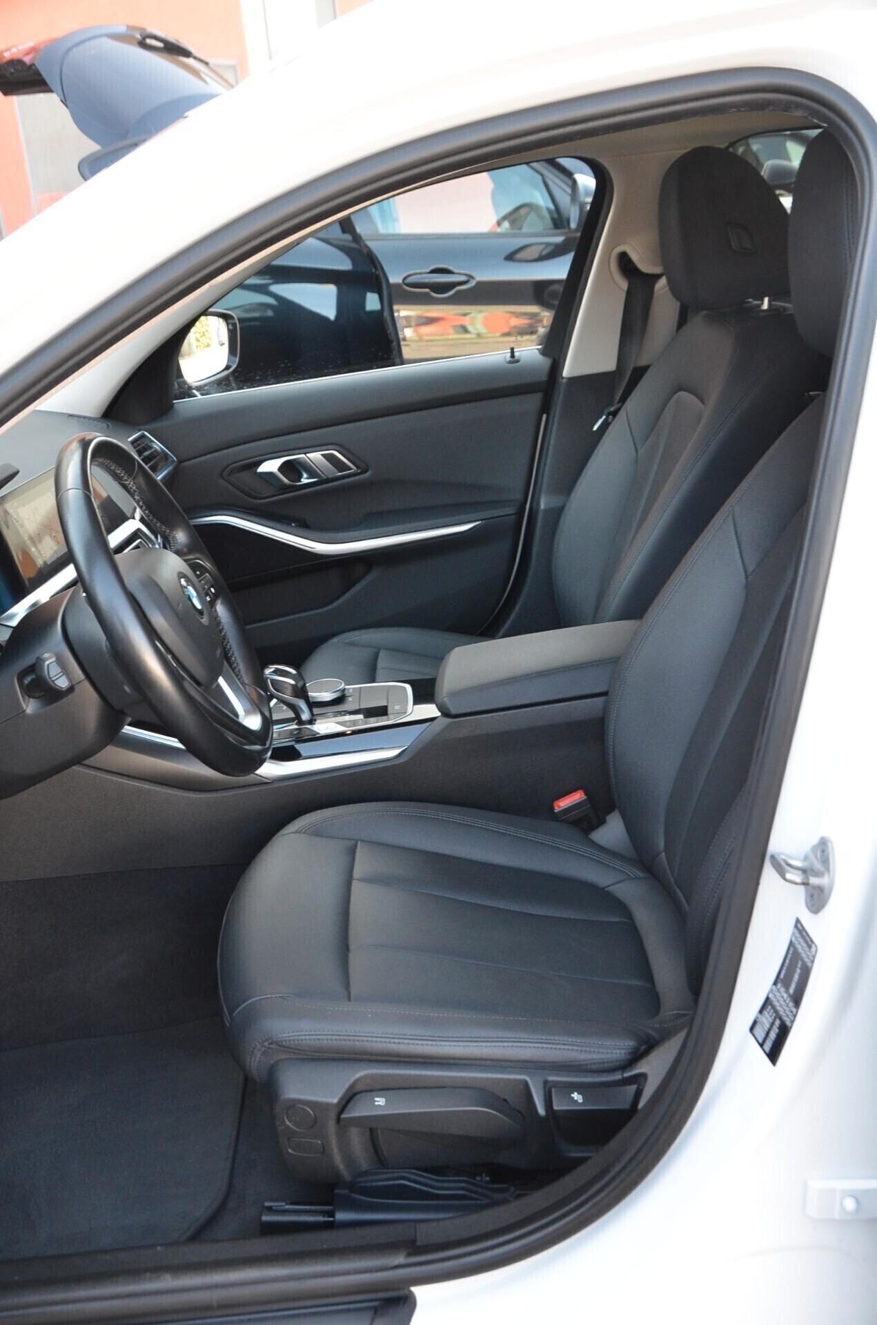 Bmw 318d 48V Touring Business Advantage