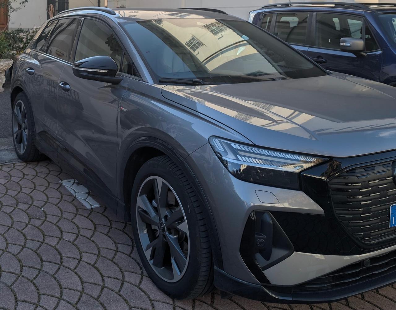 Audi Q4 40 e-tron S line edition