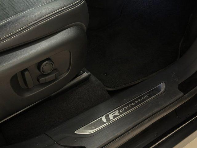 LAND ROVER Range Rover Velar 3.0D l6 300 CV R-Dynamic SE