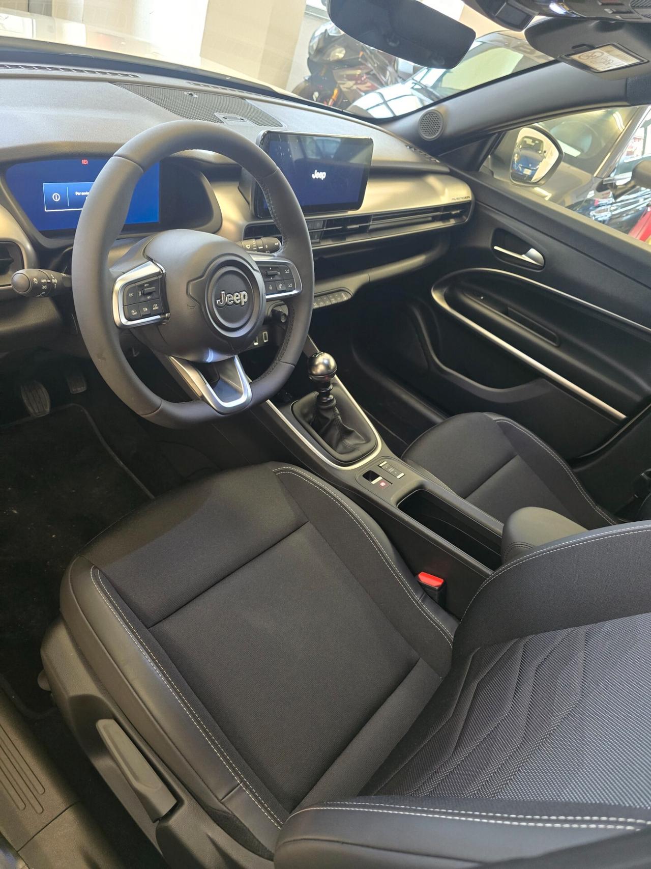 Jeep Avenger 1.2 Turbo 100 CV Summit optional