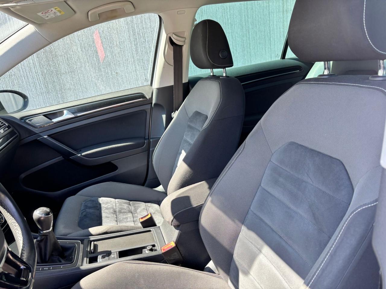 Volkswagen Golf 2.0 TDI 5p. Highline BlueMotion Technology