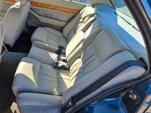 Maserati Quattroporte 422 i service book -1988