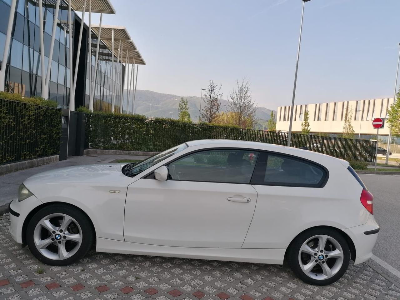 Bmw 118 120d cat 3 porte Futura DPF