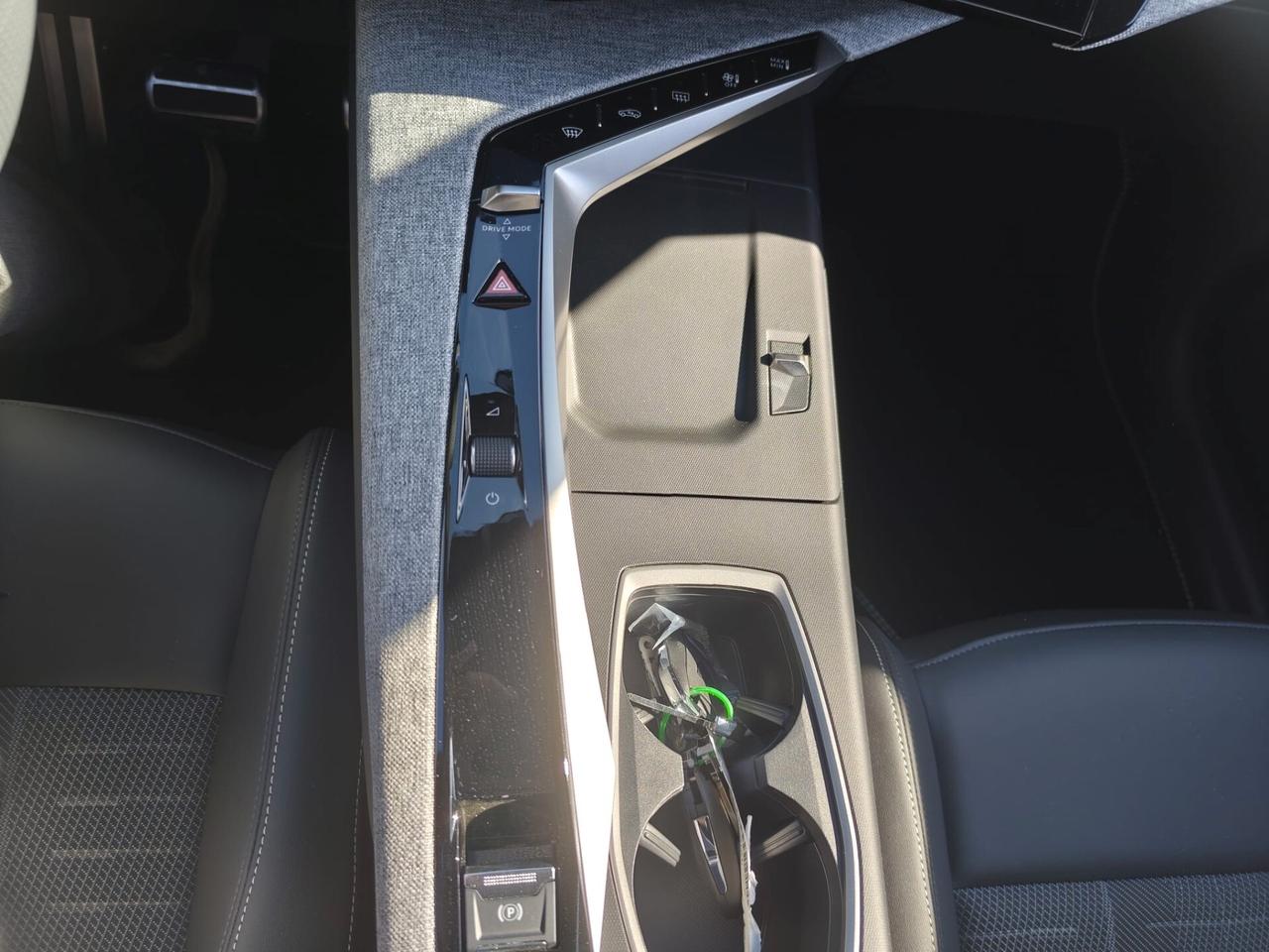 PEUGEOT 3008 145 CV HYBRID GT E-DCS6 KM0