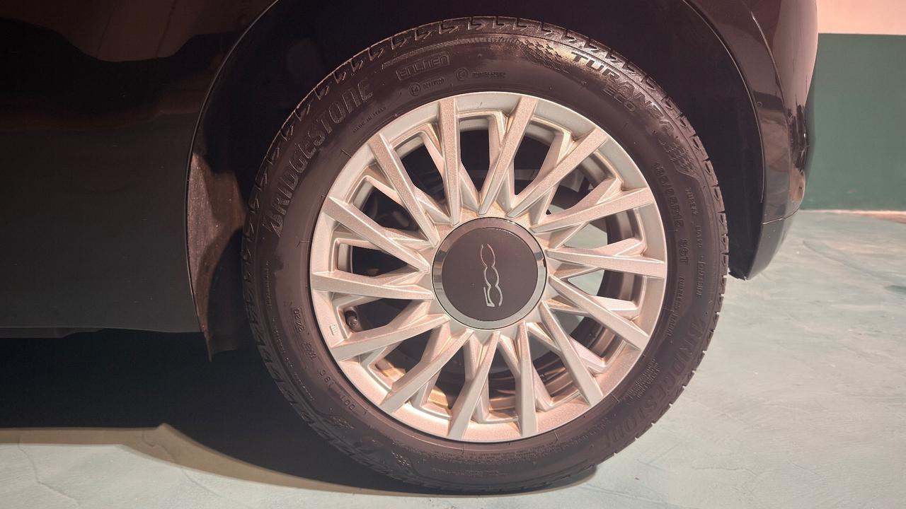 Fiat 500 C 1.0 Hybrid Lounge