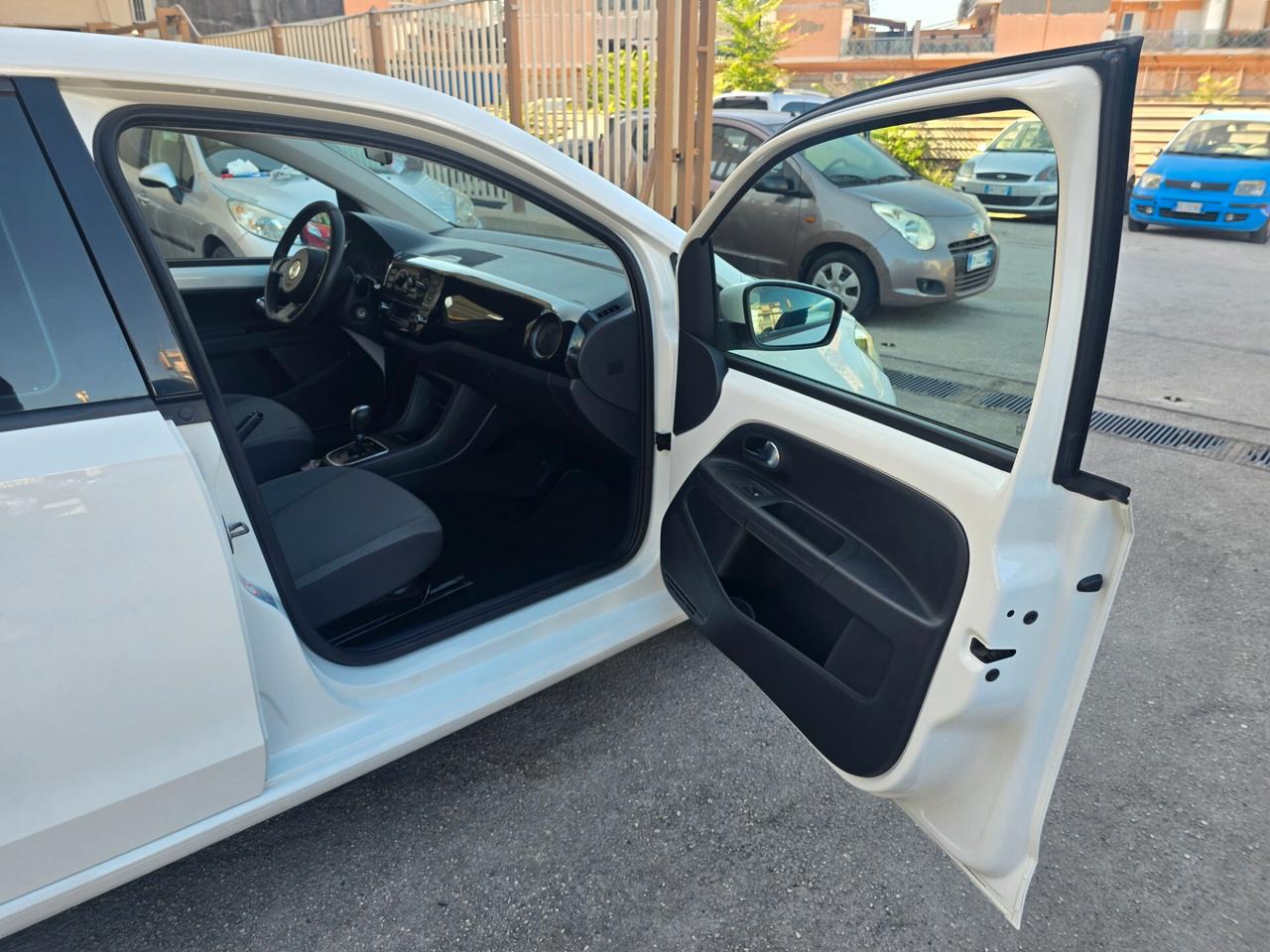 Volkswagen up! 1.0 75 CV 5p. move ASG