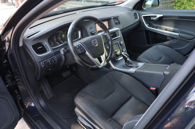 VOLVO V60 D2 Geartronic Automatica Navi Tel USB LED Cockpit