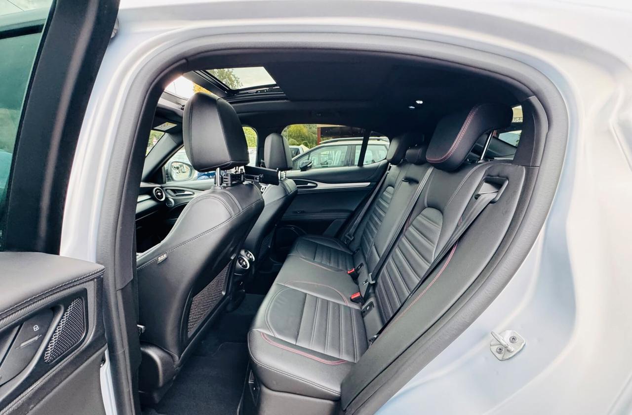 Alfa Romeo Stelvio 2.0 Turbo 280 CV AT8 Q4 Competizione