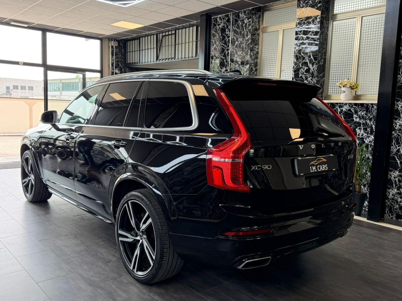 Volvo XC90 D5 AWD Geartronic 7 posti R-design