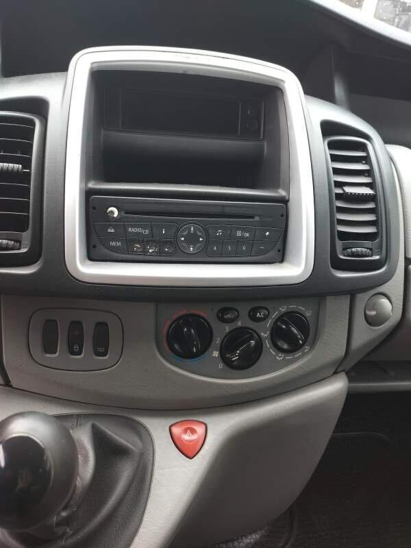 Opel Vivaro 29 2.0 CDTI 120CV 9 POSTI Furgone Vetrato Fap