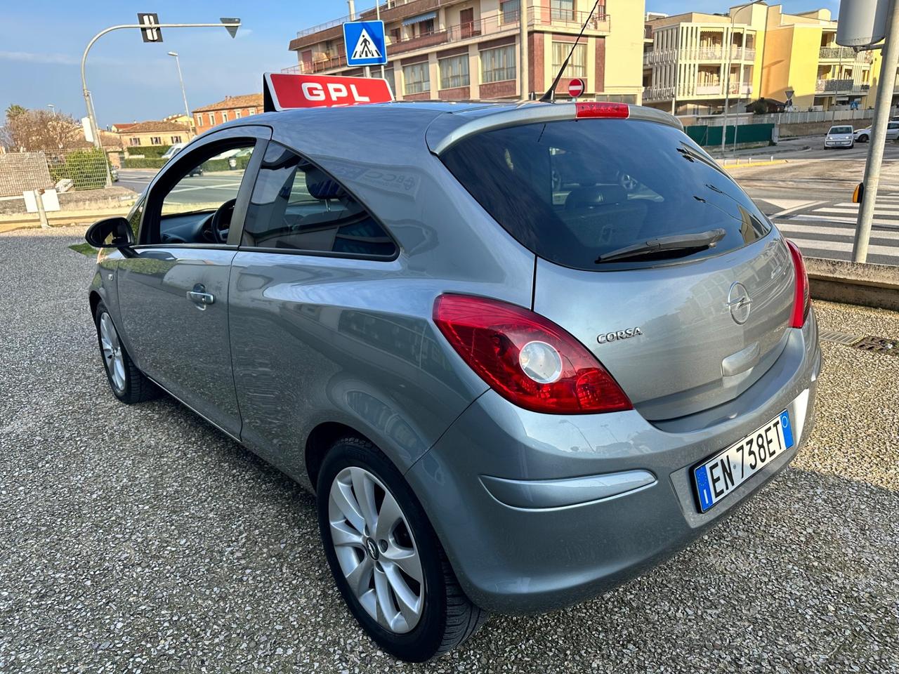 Opel Corsa 1.2 85CV 3 porte GPL-TECH One