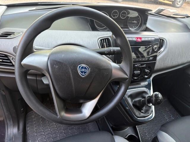 Lancia Ypsilon 1.2 69 CV 5 porte S&S Gold