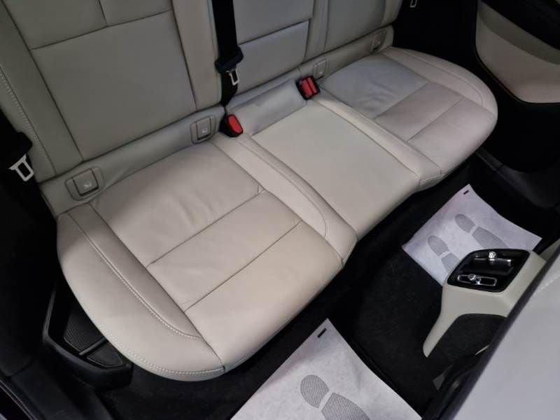 Volvo XC40 T3 163 CV Automatica NAVI LED Inscription