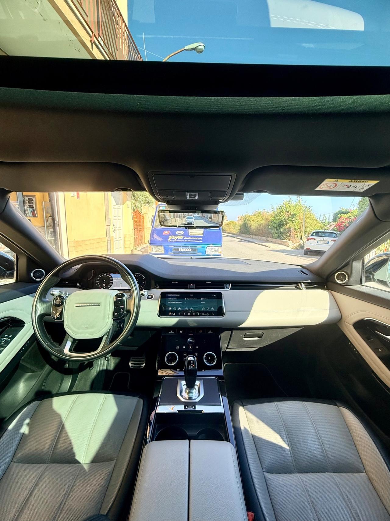 Land Rover Range Evoque R-Dynamic