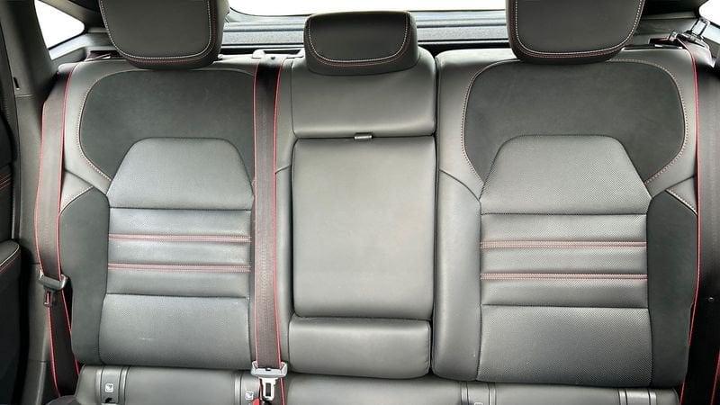 Renault Arkana 1.6 E-Tech full hybrid R.S. Line Auto 145cv 1.6 E-Tech full hybrid Intens 145cv