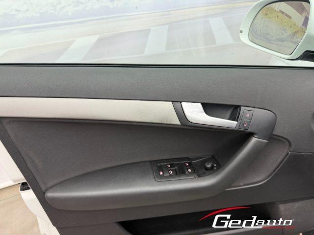 AUDI A3 SPB 1.6 TDI 105 CV CR Ambition BI-XENON NAVI LED