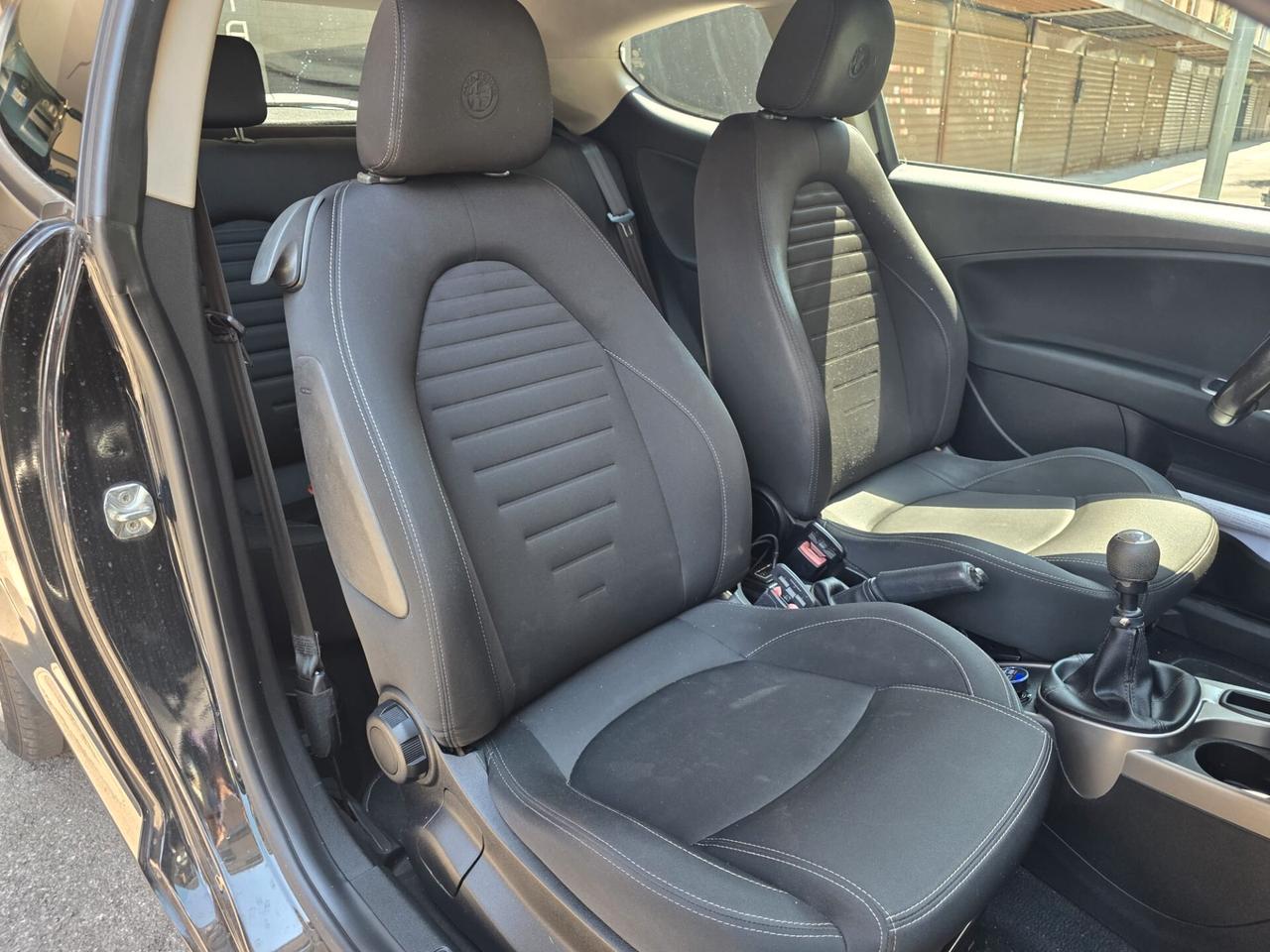 Alfa Romeo MiTo 1.4 - TAGLIANDO E DISTRIBUZIONE FATTI