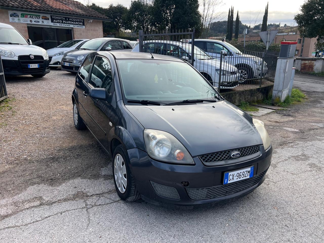 Ford Fiesta 1.4 16V 5p. Ghia