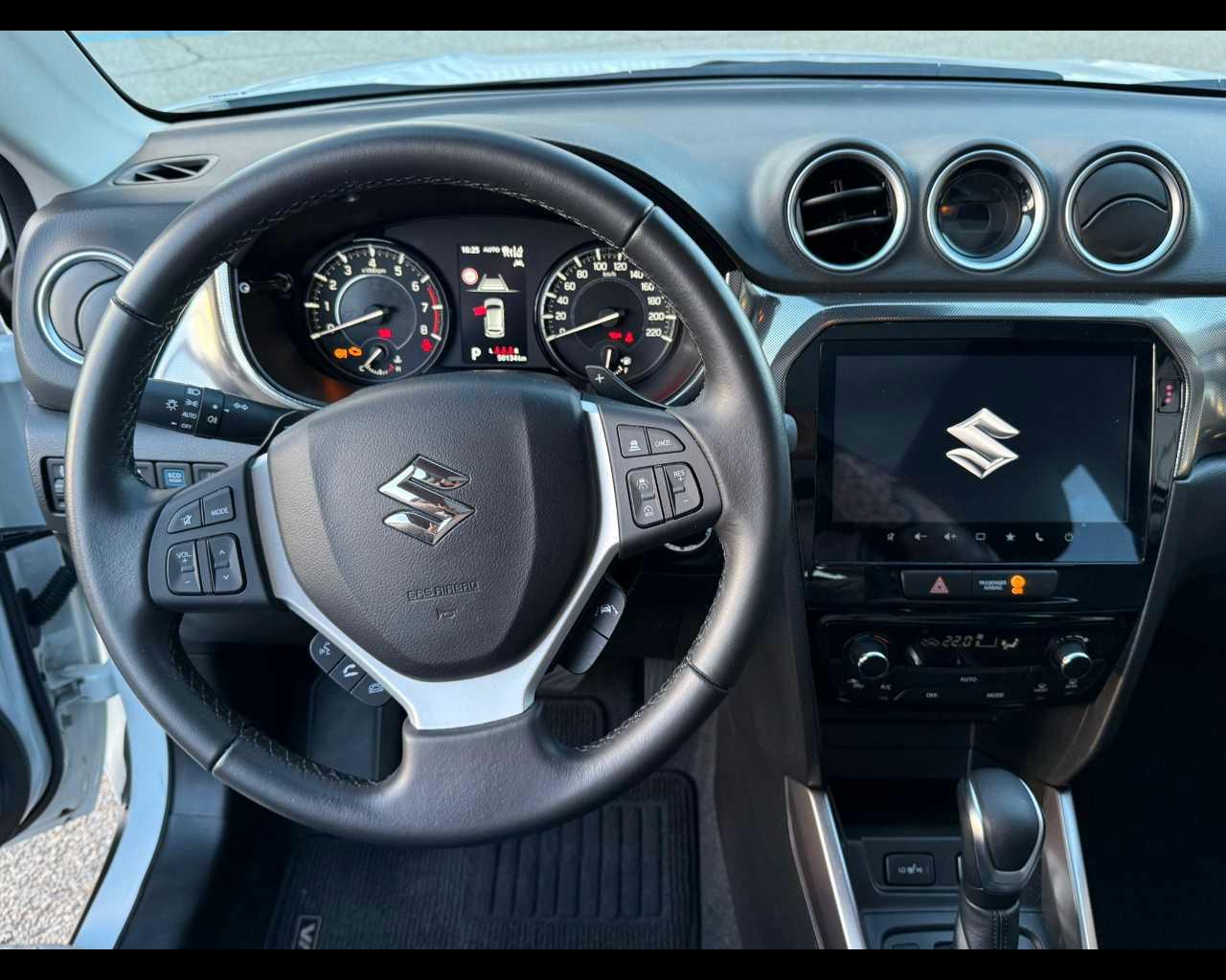 SUZUKI Vitara 1.5h 140v Starview 4wd