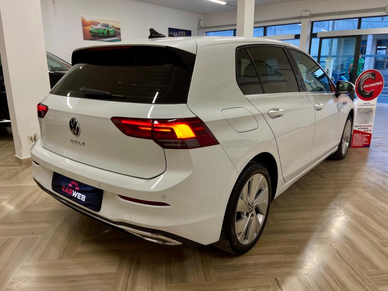 VOLKSWAGEN GOLF VIII 2.0 TDI 150CV DSG 2022