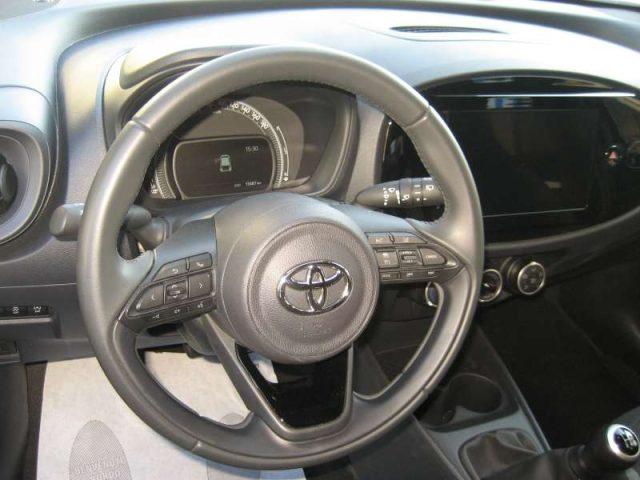 TOYOTA Aygo X 1.0 VVTI -72 CV 5 P ACTIVE