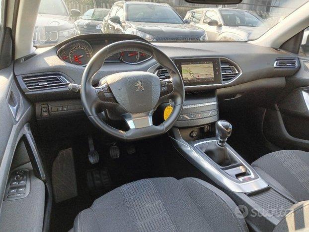 PEUGEOT 308 BlueHDi 130 S&S SW Allure