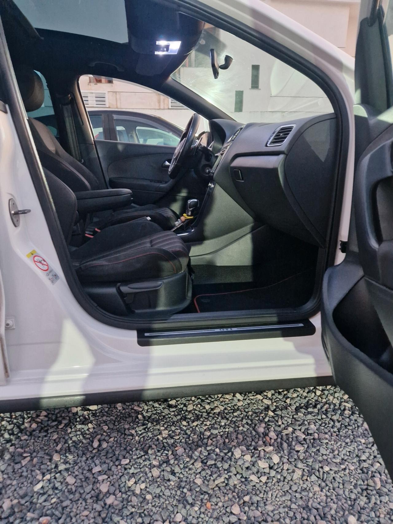 Volkswagen Polo 1.4 TSI DSG 5 porte GTI full