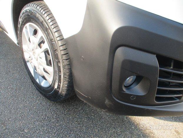 Peugeot Expert 2000 122CV E6D FURGONE NAVI/TELECAM