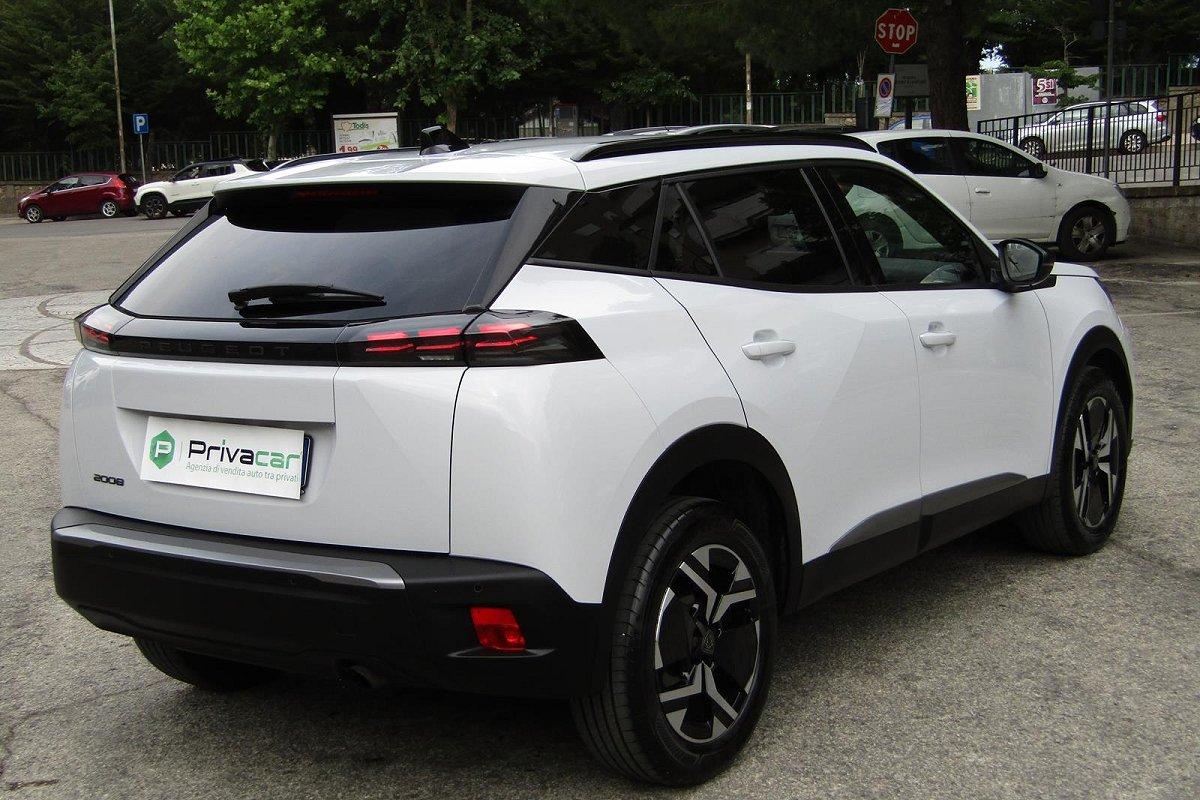 PEUGEOT 2008 PureTech 100 S&S Allure